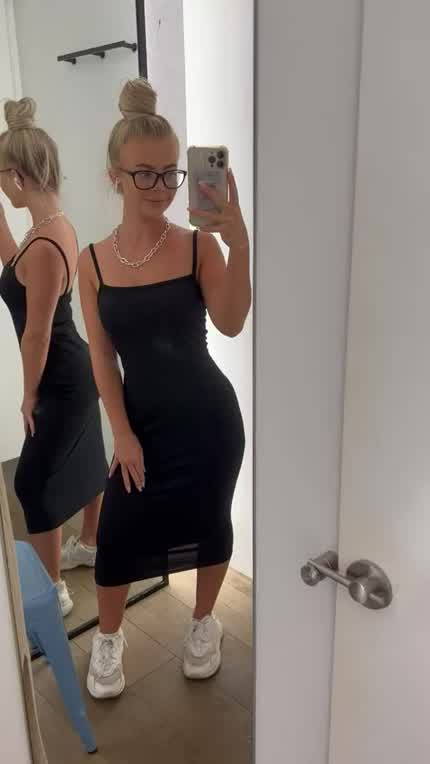 I want a Redditor to breed me in the changing rooms