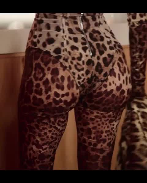 Khloe in the new ep